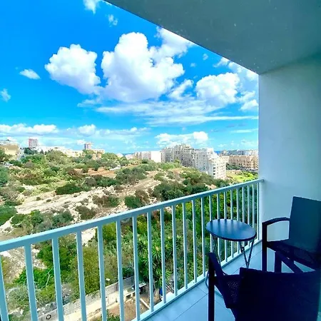 Charming In The Heart Of St. Julians San Giuliano