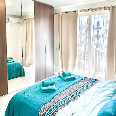 Charming In The Heart Of St. Julians * San Julián